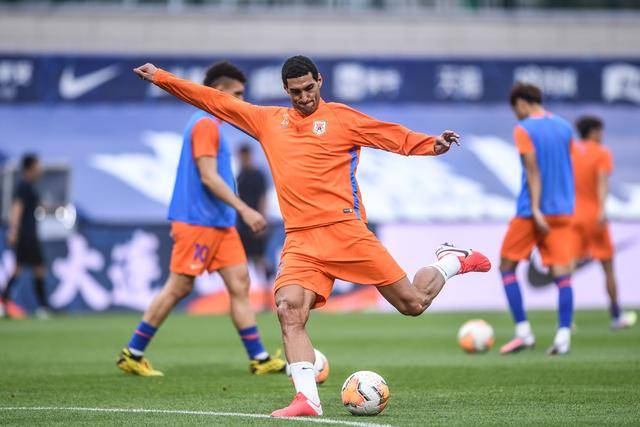 od体育在线-包含恒大主场胜鲁能，稳守积分榜榜首位置的词条