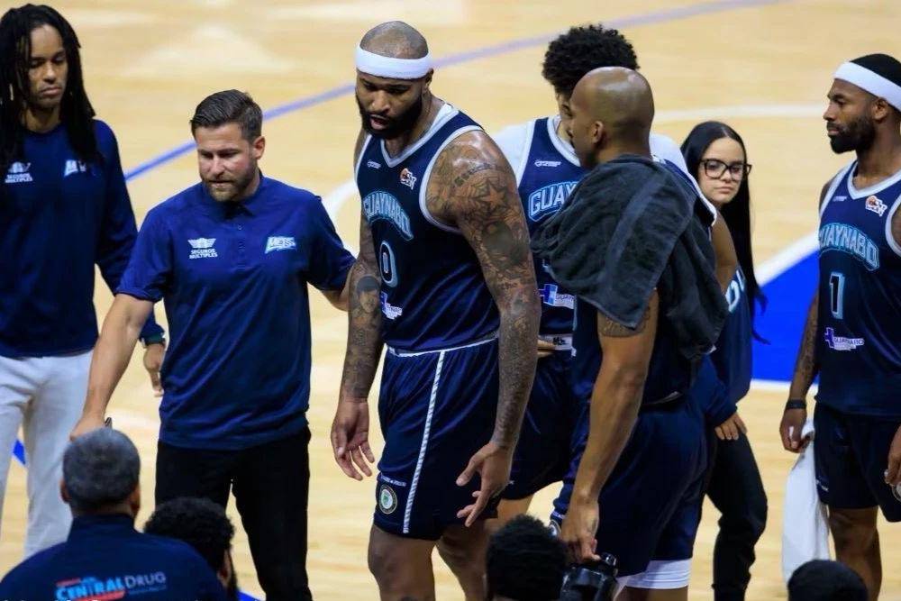 od体育下载-中流盾手拿水杯，湖人惊觉自由好的简单介绍