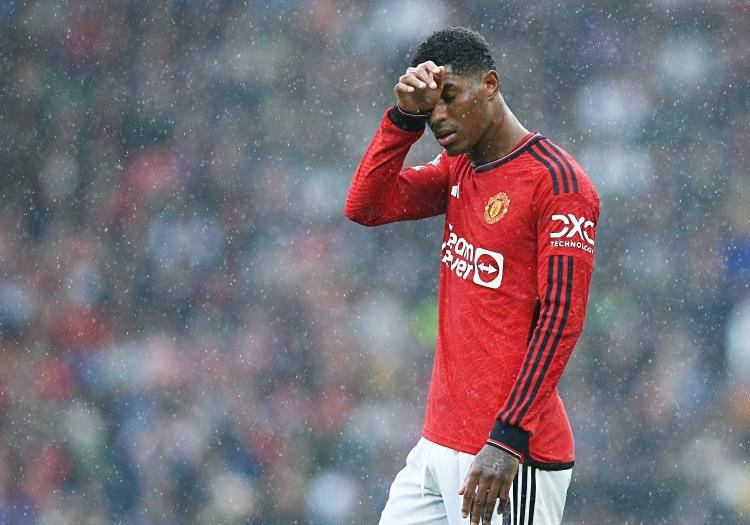 包含曼联球员合练意外受伤,队伍备战出现障碍的词条 包含曼联球员合练意外受伤,队伍备战出现障碍的词条