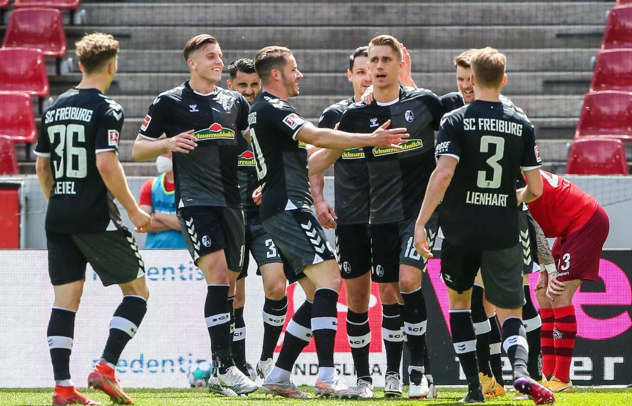 od体育登录-包含加拉塔萨雷取得胜利，淘汰赛希望喜人的词条