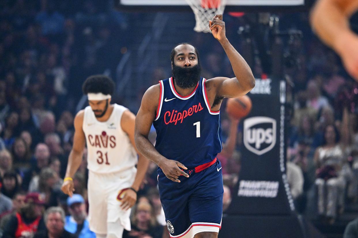 快船再次惊险获胜,小卡成为最闪耀明星的简单介绍 快船再次惊险获胜,小卡成为最闪耀明星的简单介绍