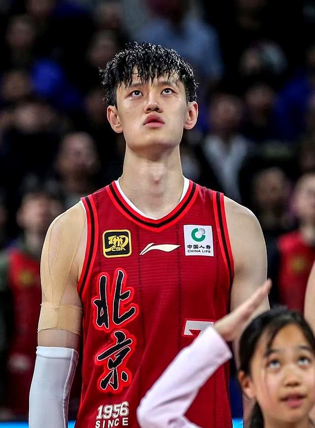 包含伤愈复出球员回归赛场,展现出色表现的词条 包含伤愈复出球员回归赛场,展现出色表现的词条