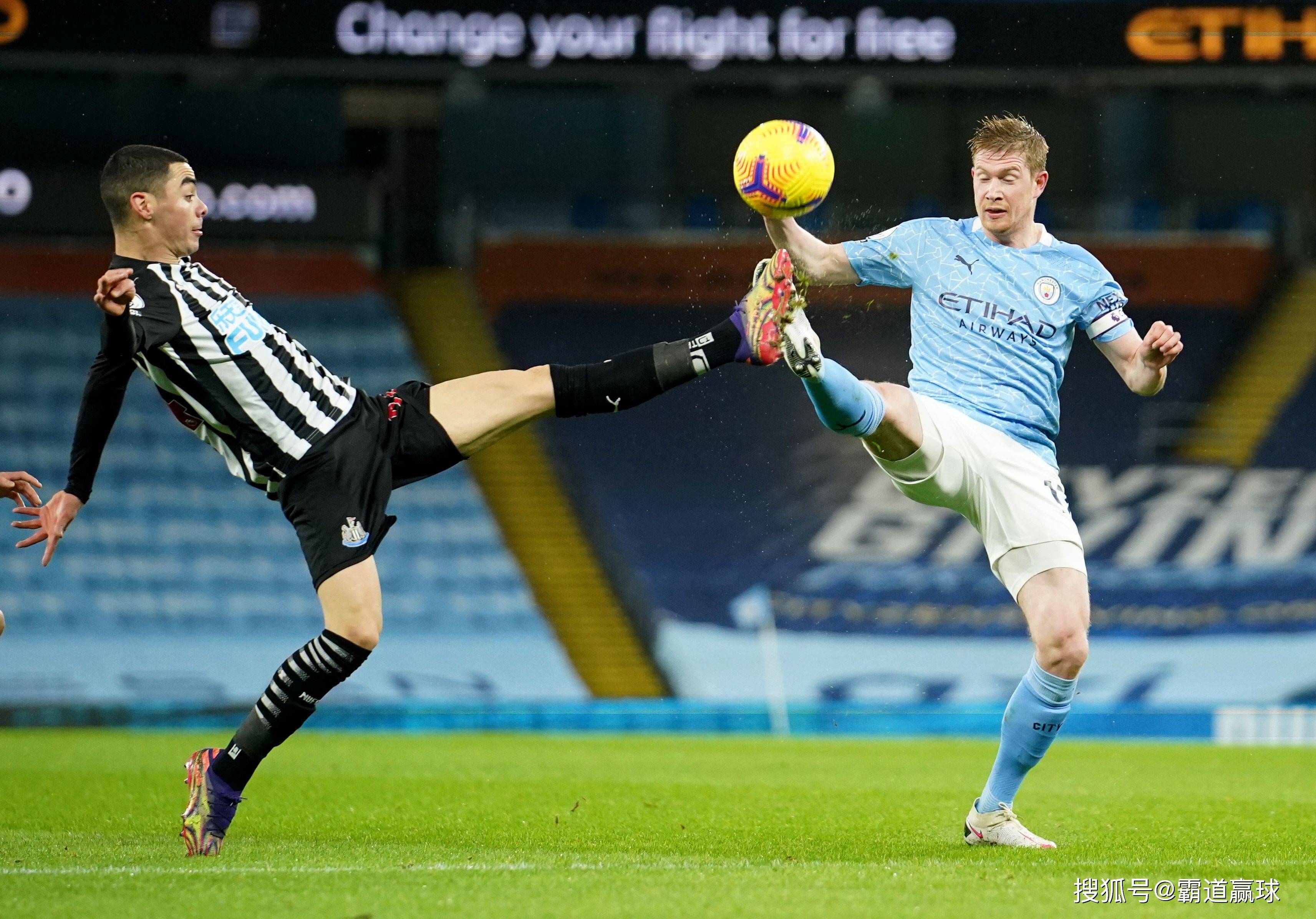 曼城逆转击败切尔西,继续保持英超榜首位置 曼城逆转击败切尔西,继续保持英超榜首位置